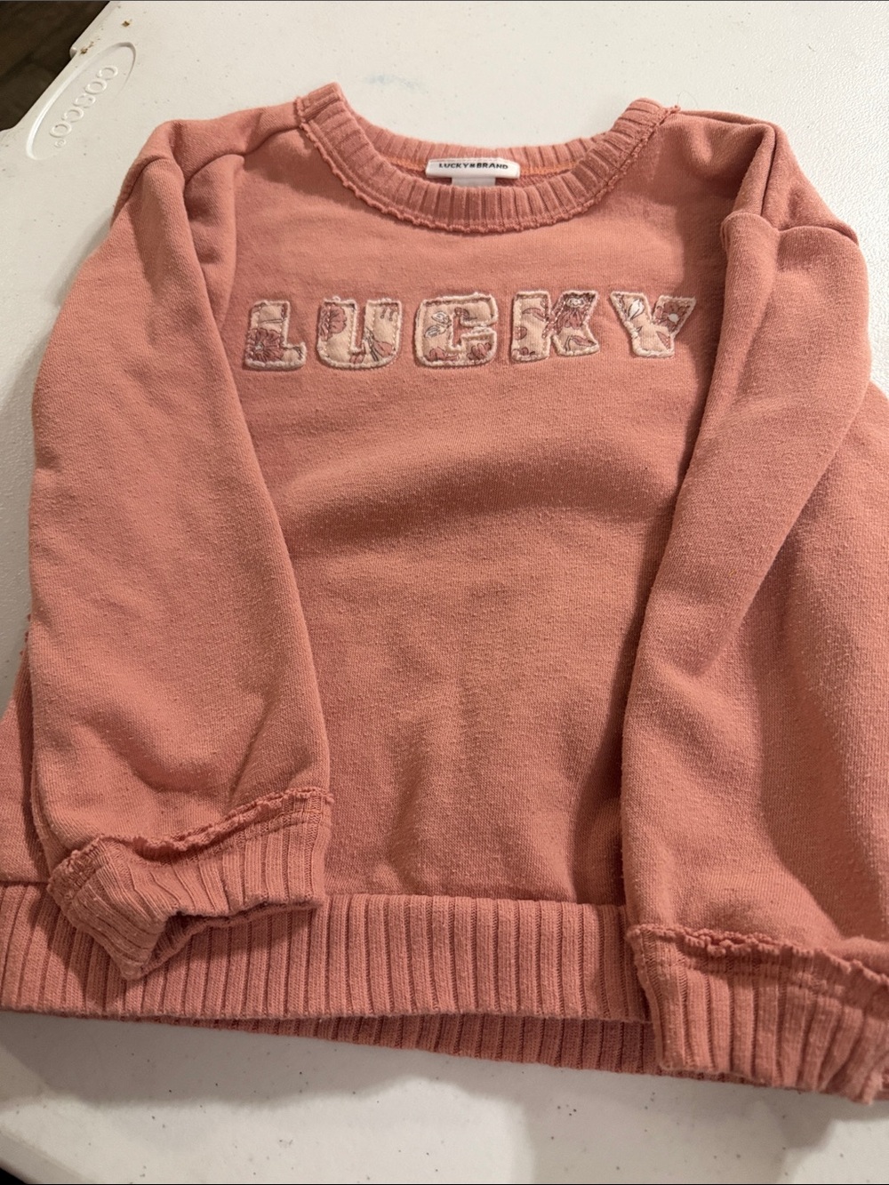 Lucky Brand Coral Pink Crewneck Sweatshirt with 'LUCKY' Appliqué
